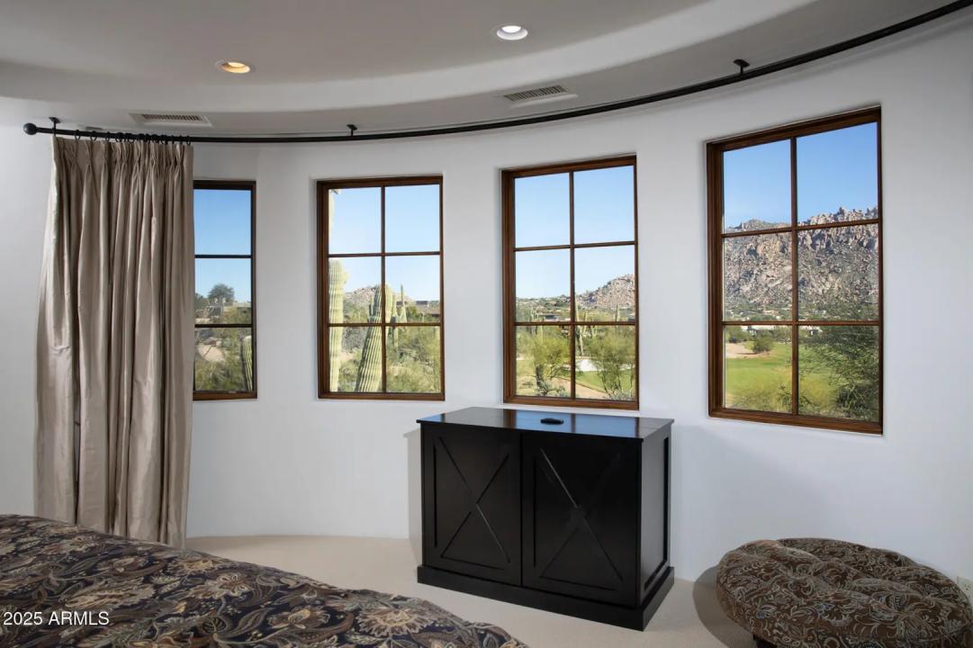 Real Estate Picture 21