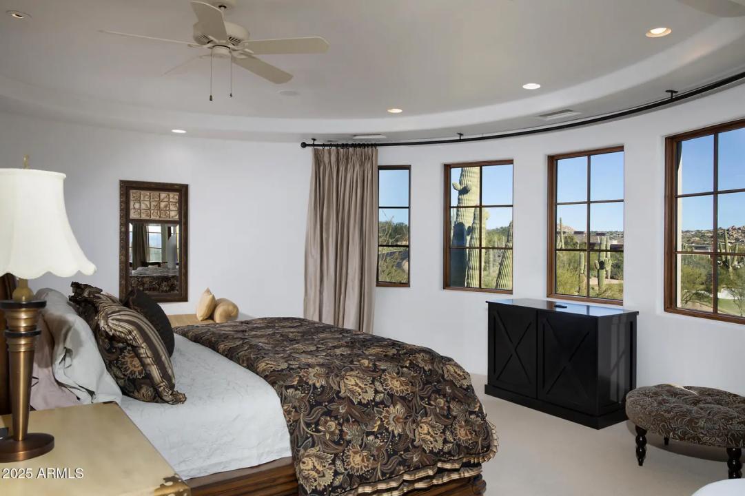 Real Estate Picture 20