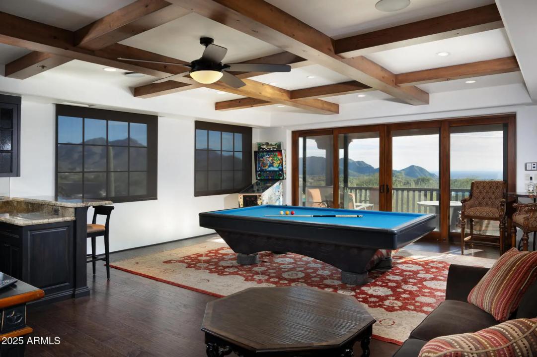 Real Estate Picture 13