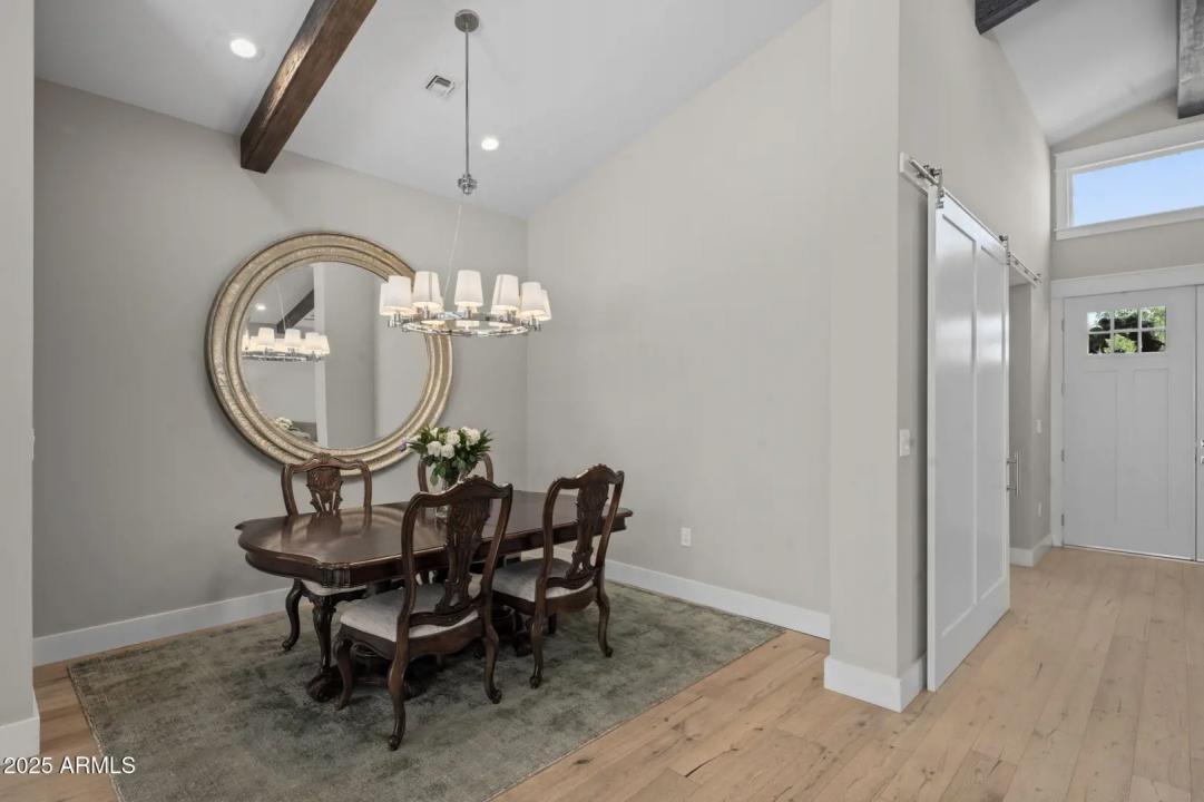 Real Estate Picture 6