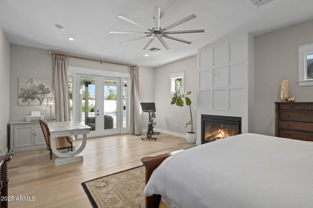 Real Estate Picture 9