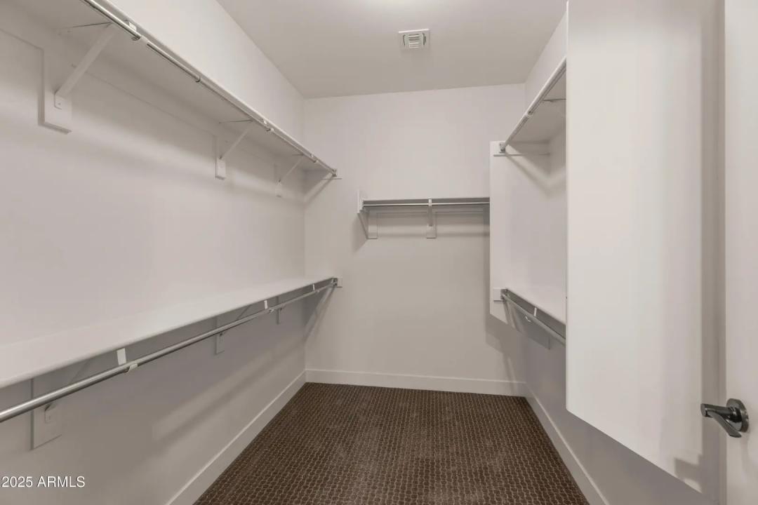 Real Estate Picture 17