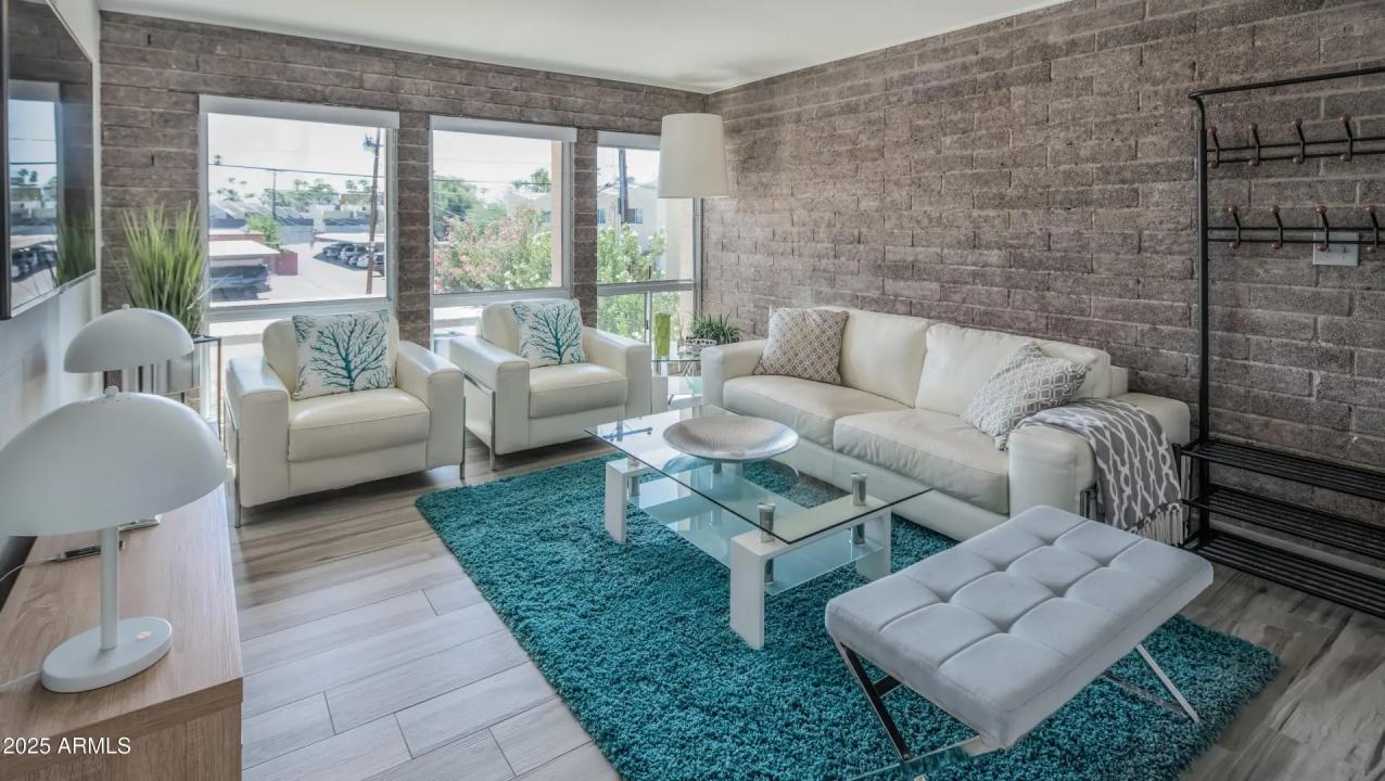 Real Estate Picture 1