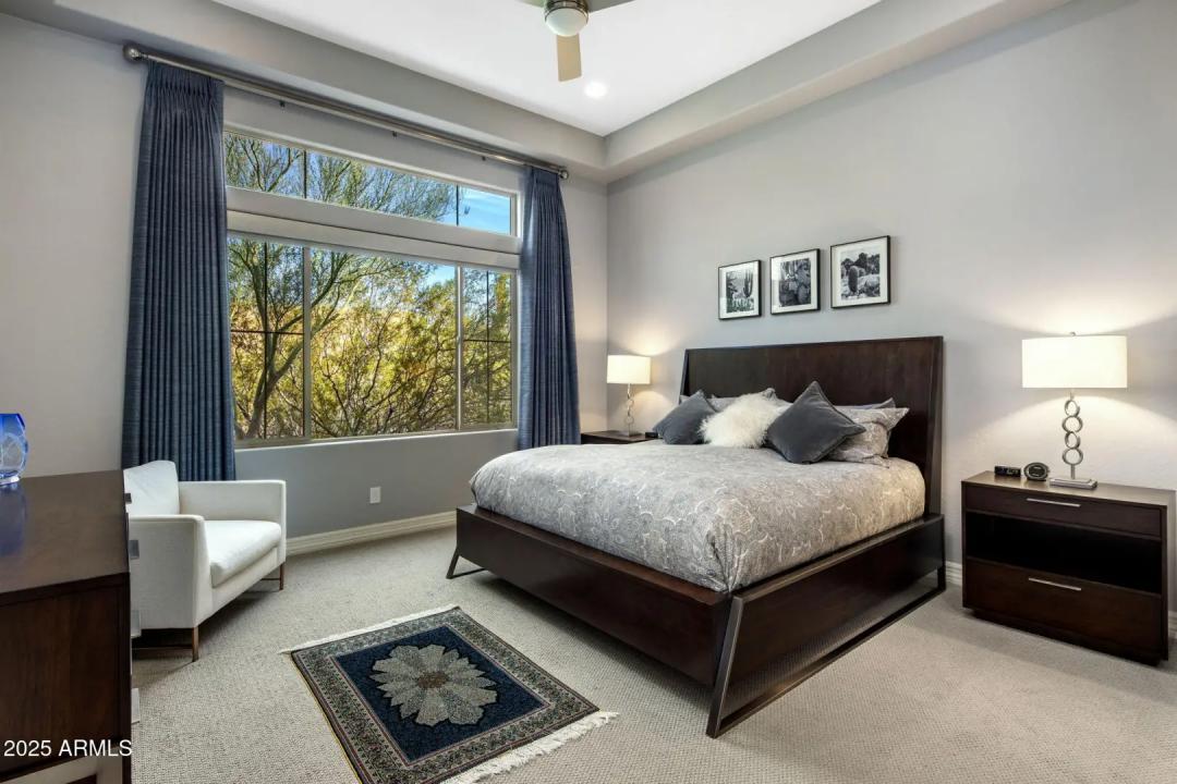 Real Estate Picture 11