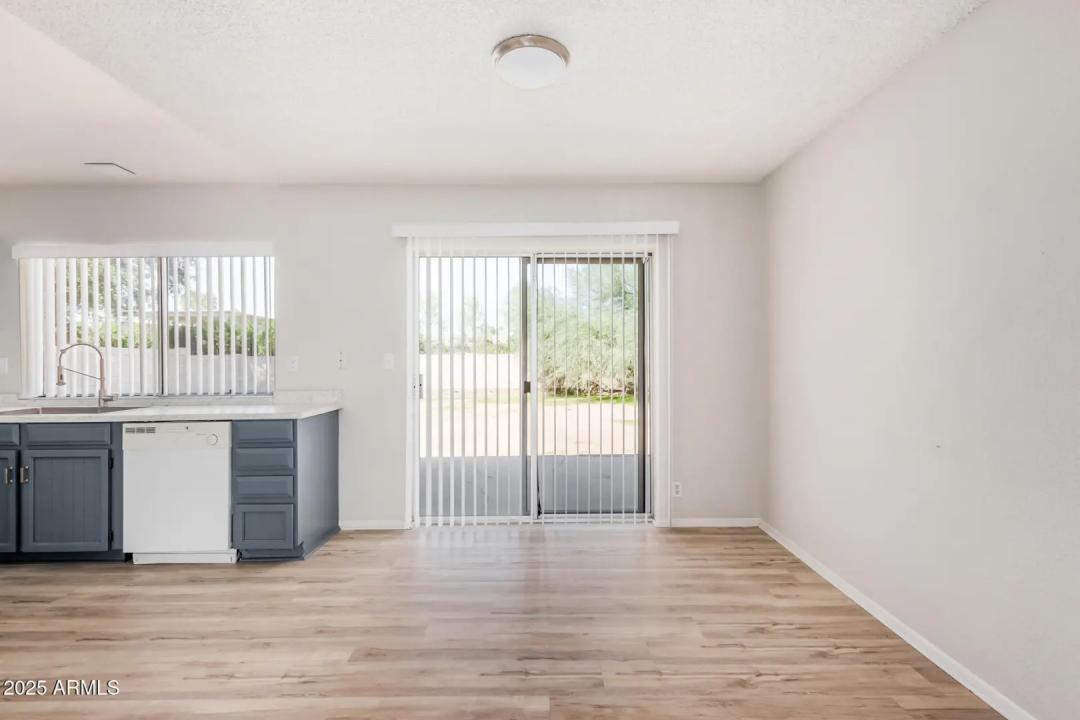 Real Estate Picture 8