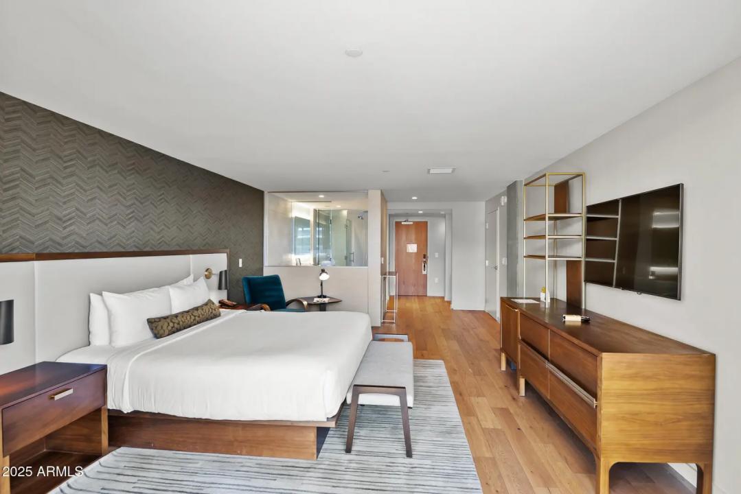 Real Estate Picture 39