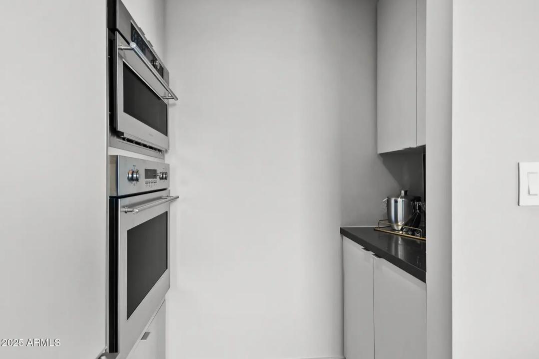 Real Estate Picture 21