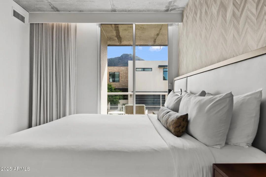 Real Estate Picture 26