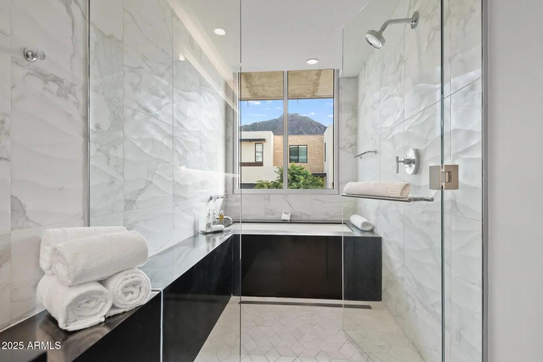 Real Estate Picture 31