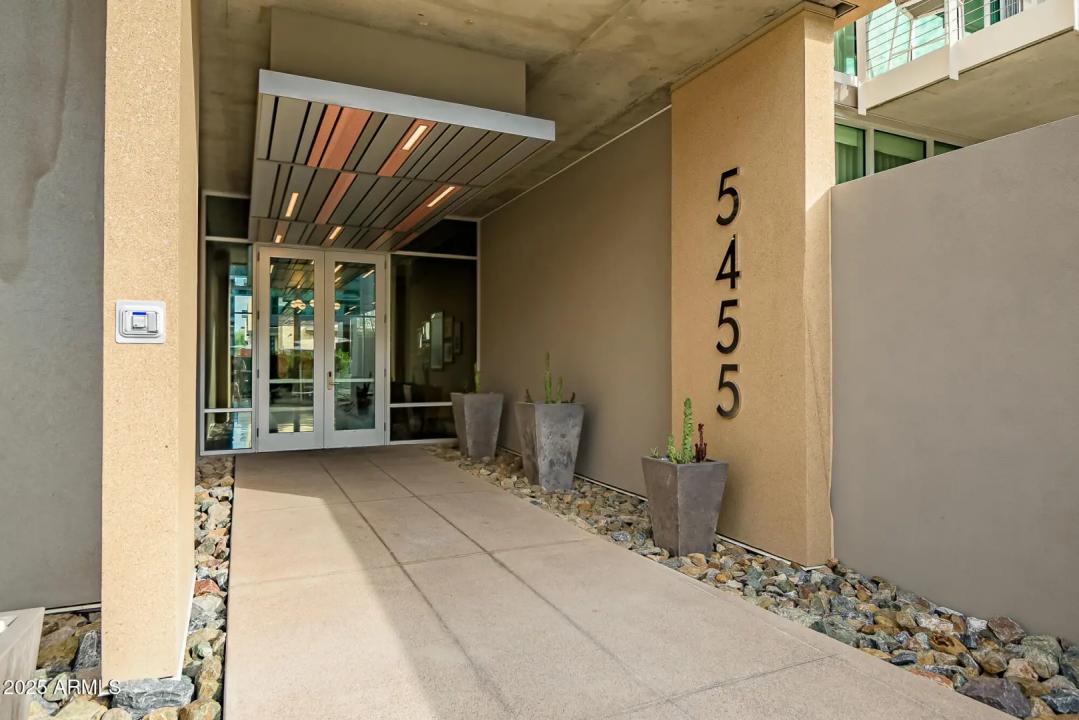 Real Estate Picture 53