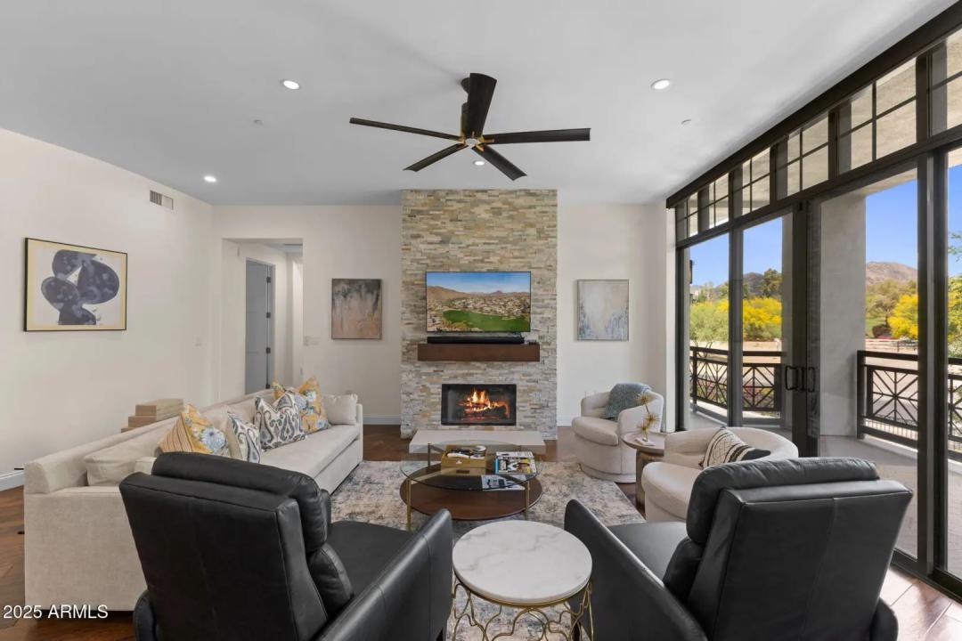 Real Estate Picture 3