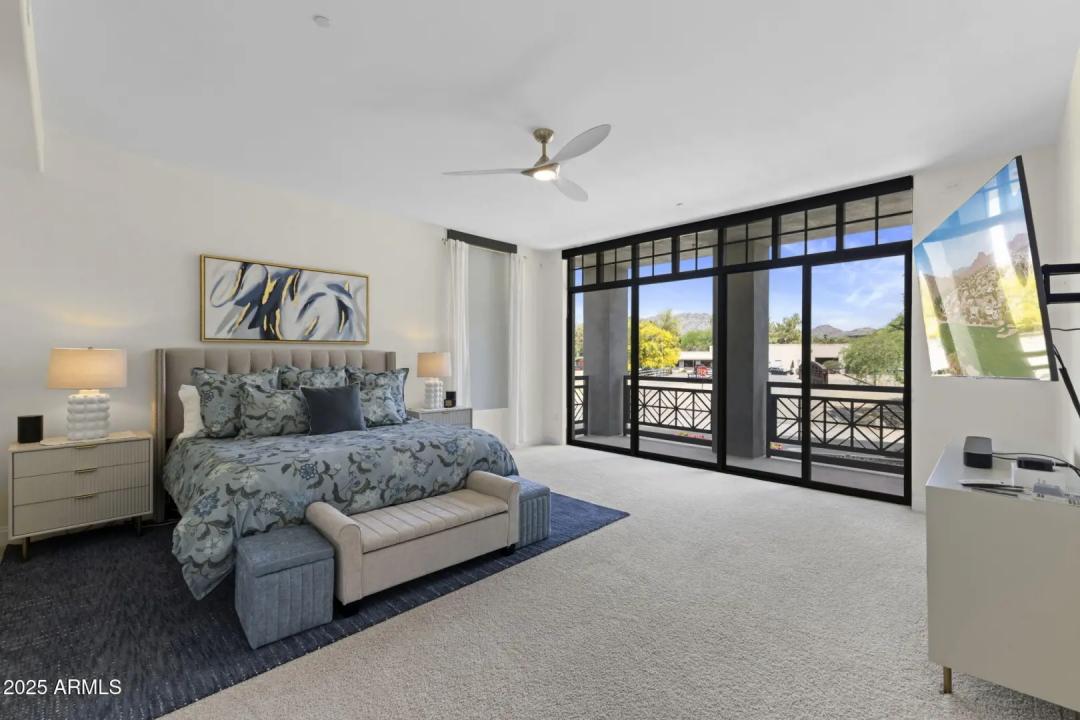 Real Estate Picture 13