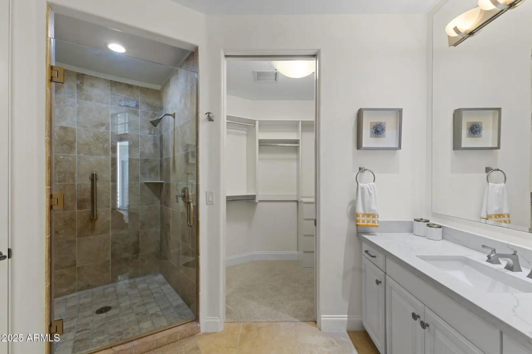 Real Estate Picture 20