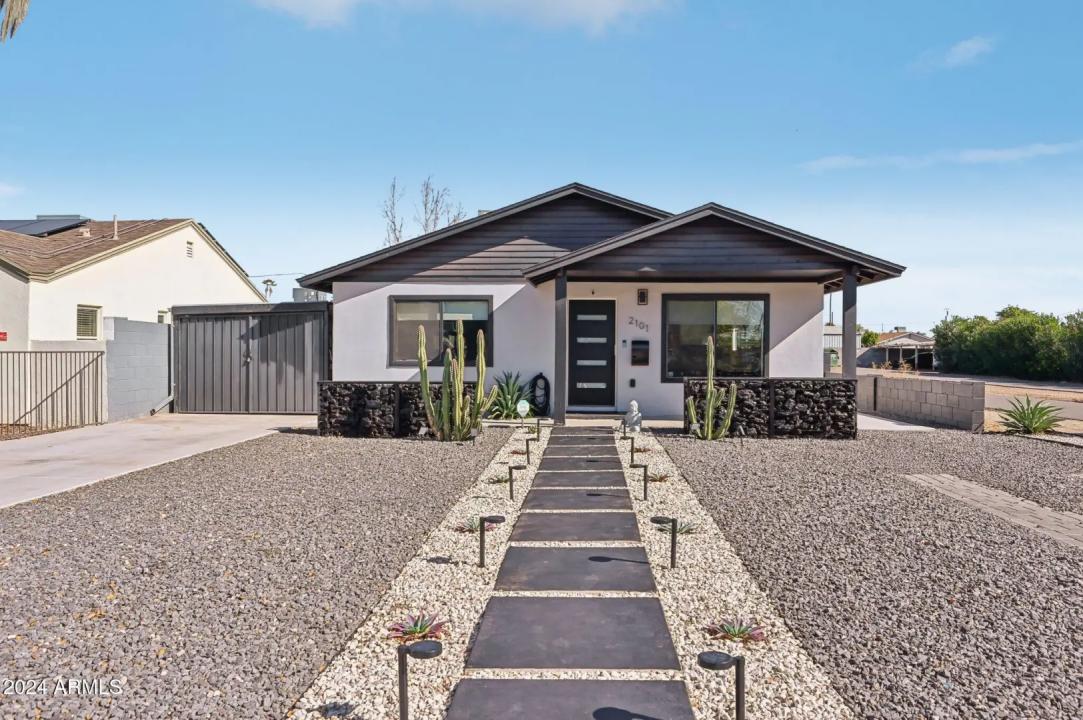 Real Estate Picture 2