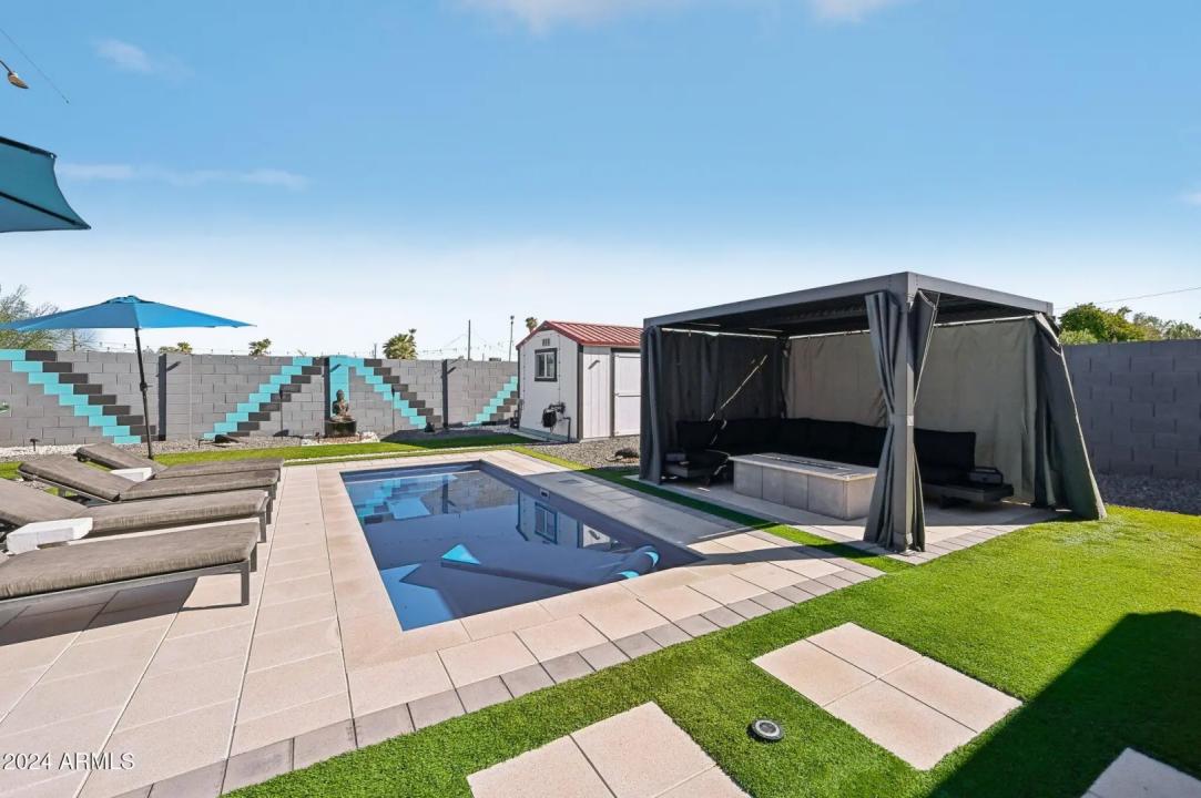 Real Estate Picture 33