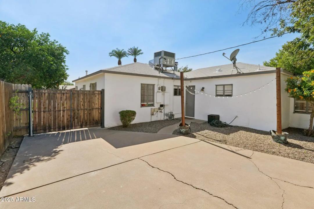 Real Estate Picture 35