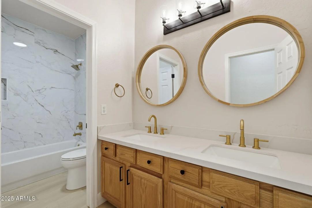 Real Estate Picture 35