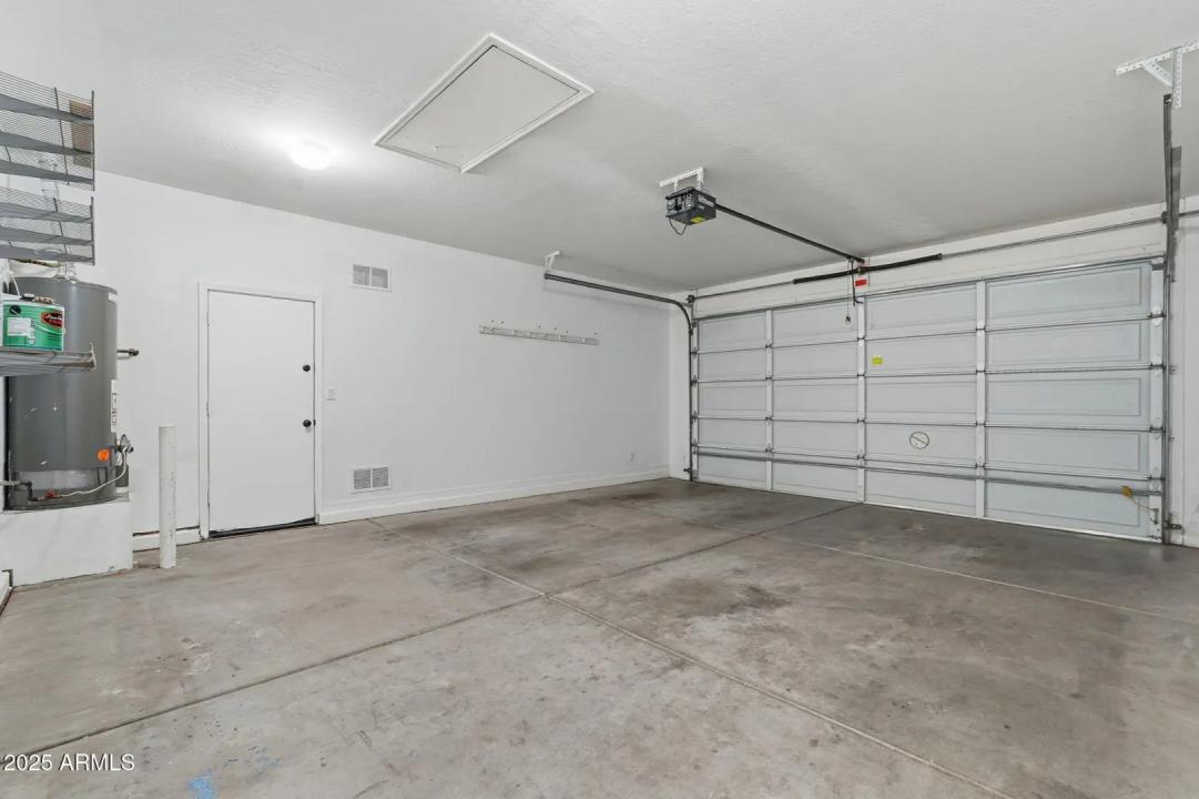 Real Estate Picture 40