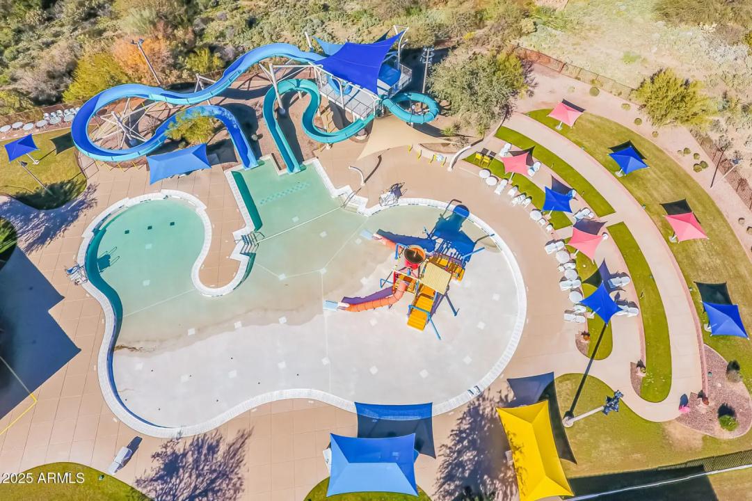 Real Estate Picture 53