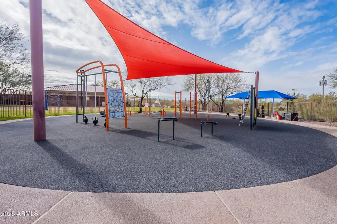 Real Estate Picture 74