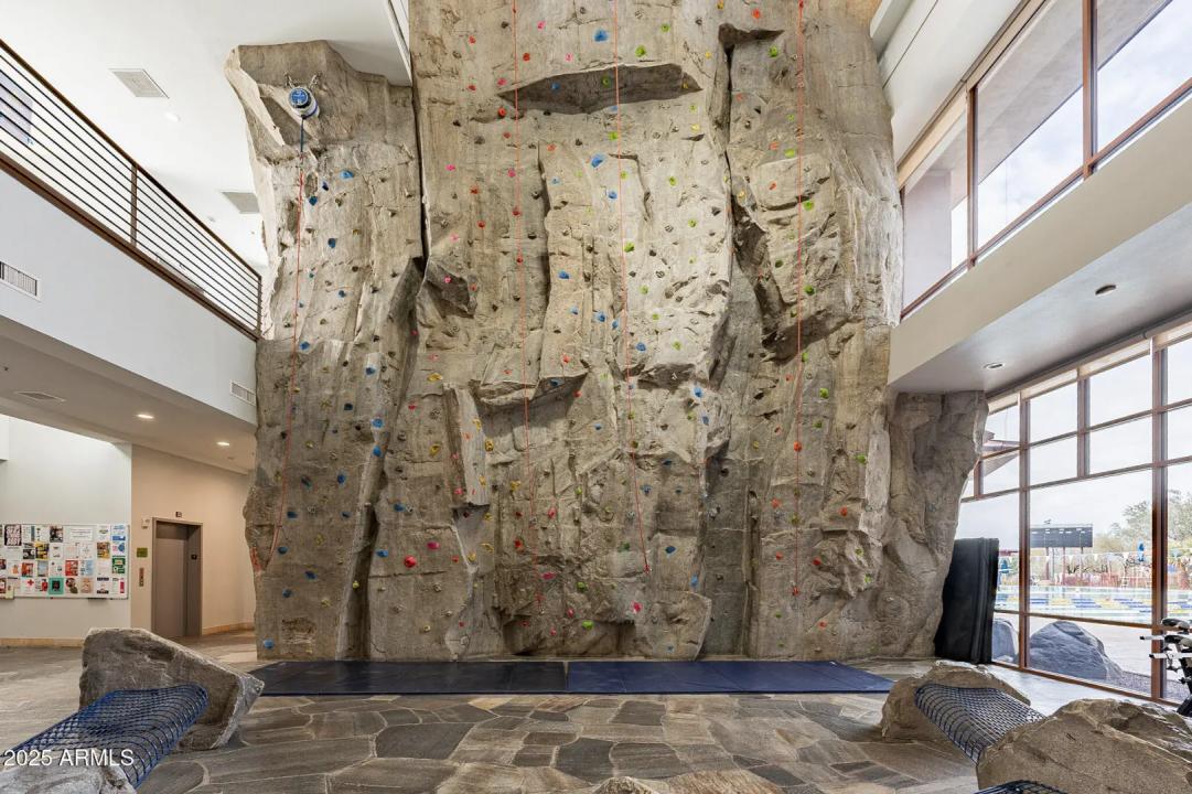 Real Estate Picture 81