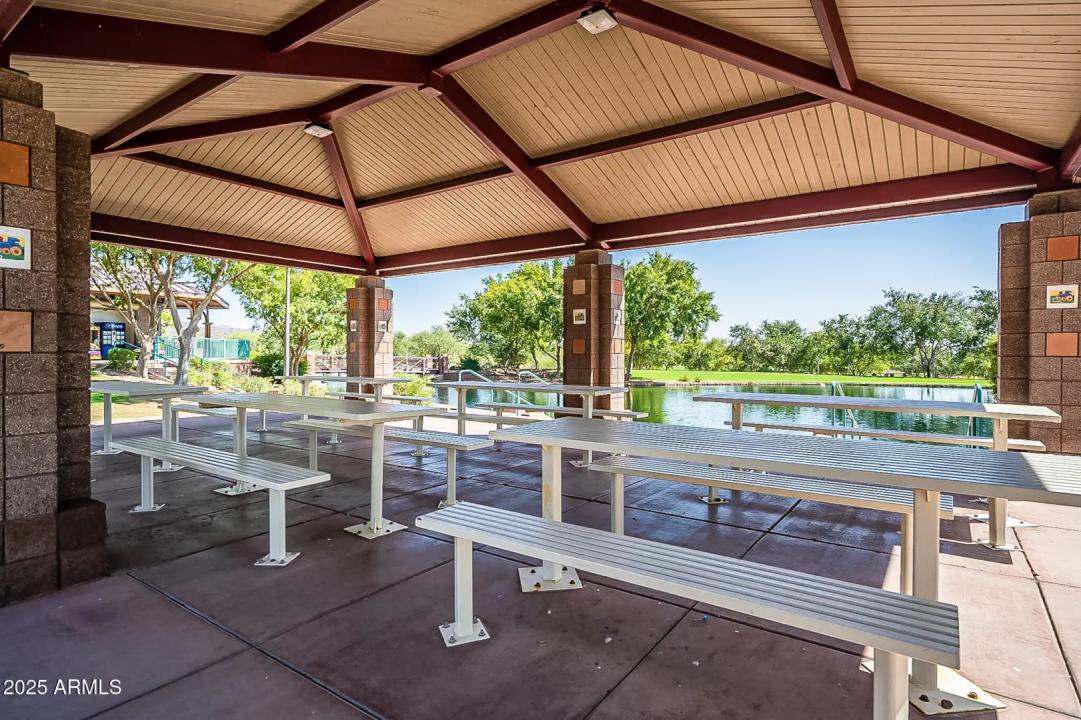 Real Estate Picture 92