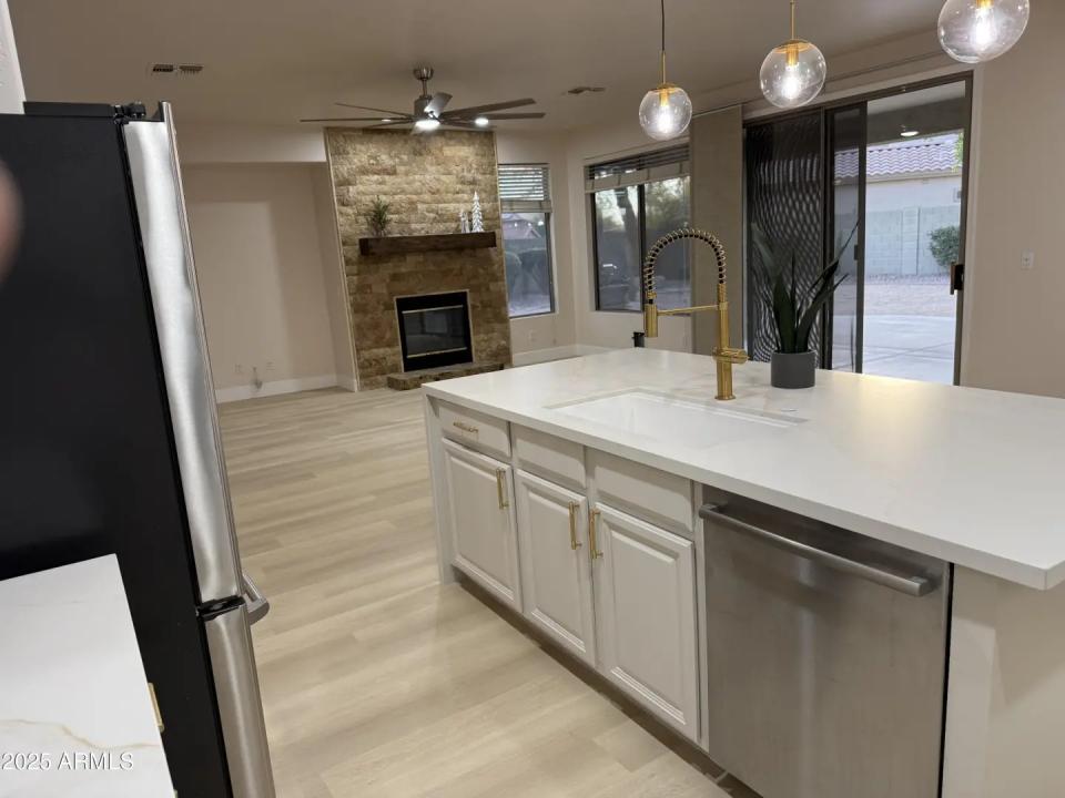 Real Estate Picture 10