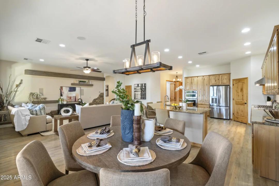 Real Estate Picture 10