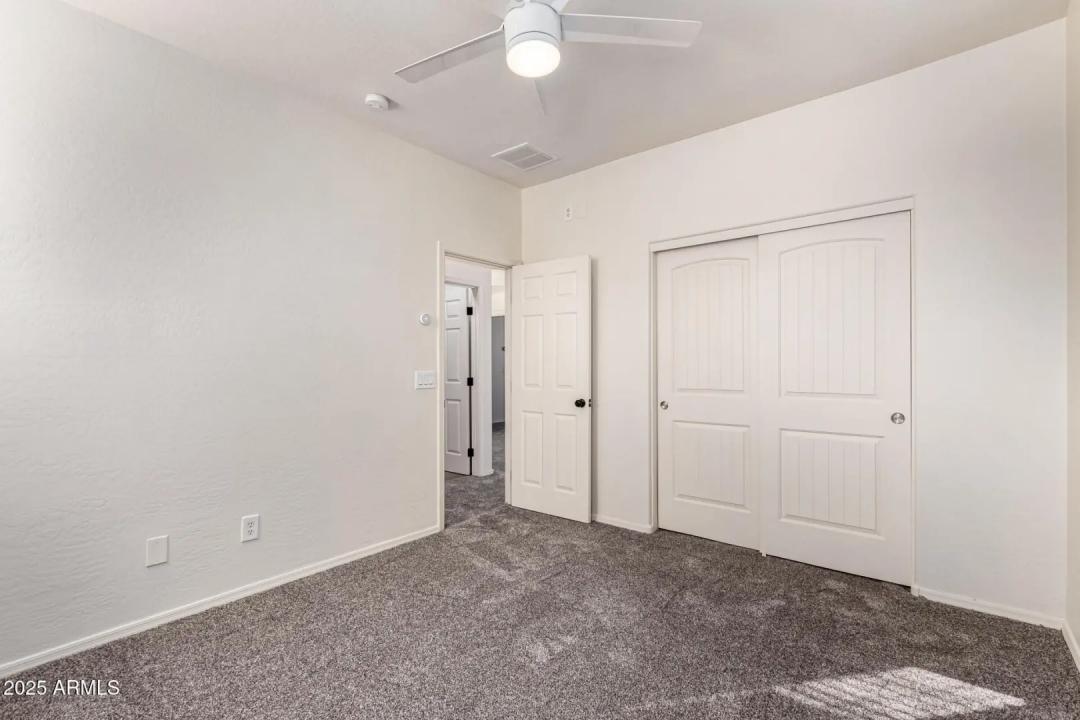 Real Estate Picture 35