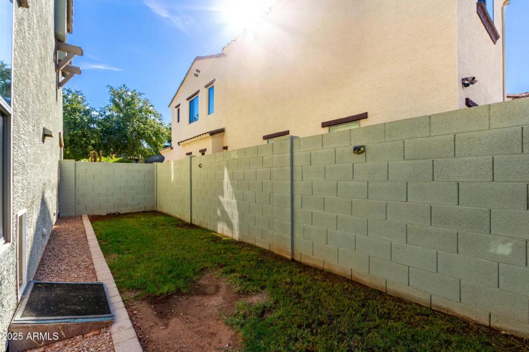 Real Estate Picture 54