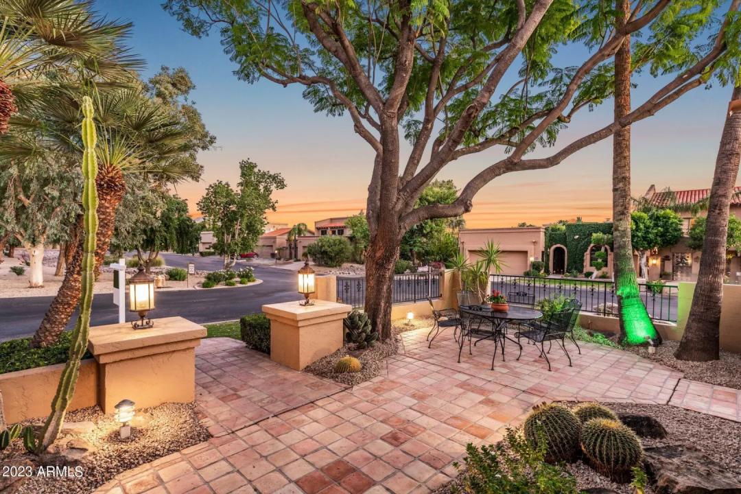 Real Estate Picture 5