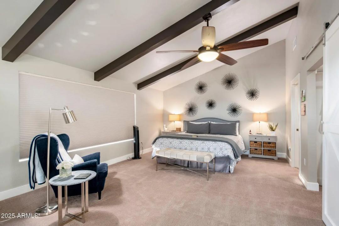 Real Estate Picture 24