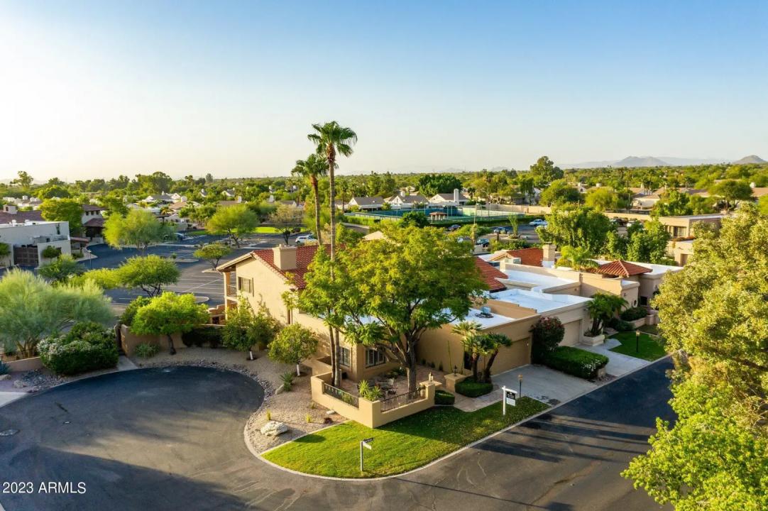 Real Estate Picture 34