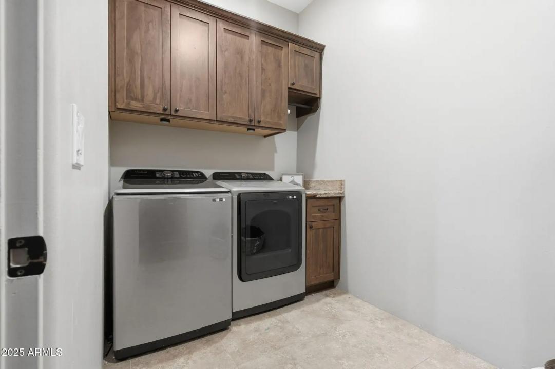 Real Estate Picture 31