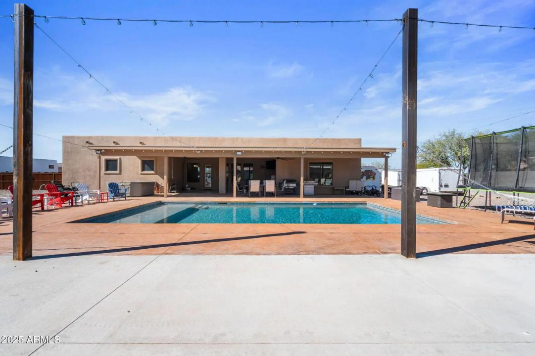 Real Estate Picture 38