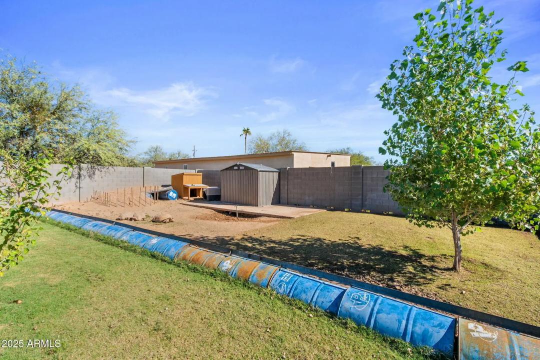 Real Estate Picture 42