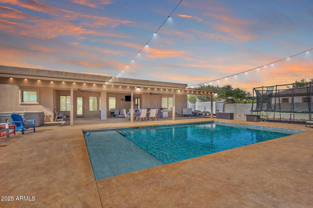 Real Estate Picture 40