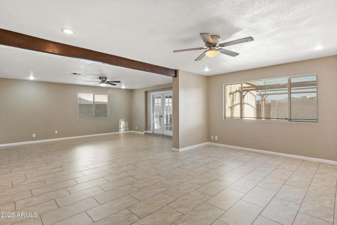 Real Estate Picture 7