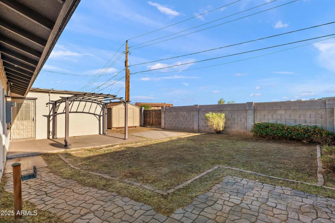 Real Estate Picture 21