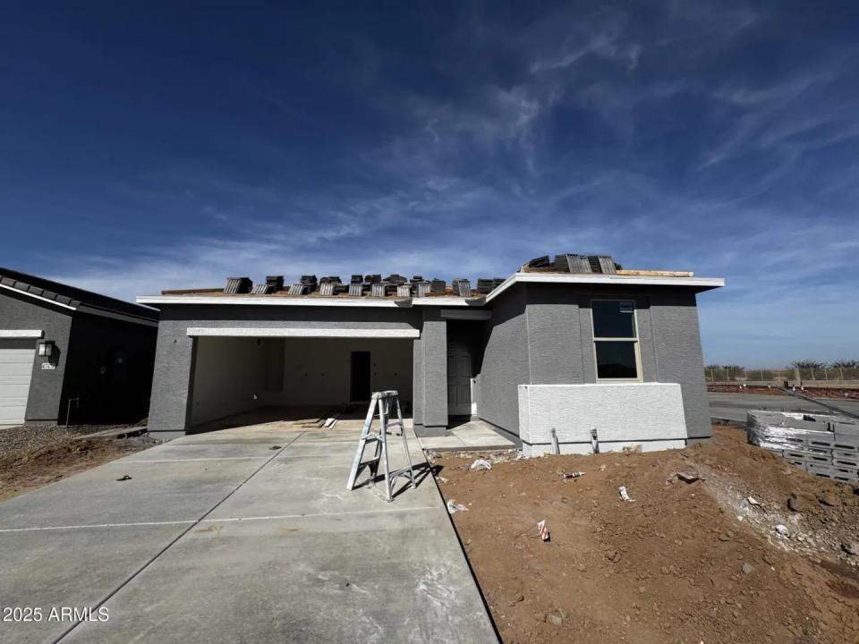 Real Estate Picture 2