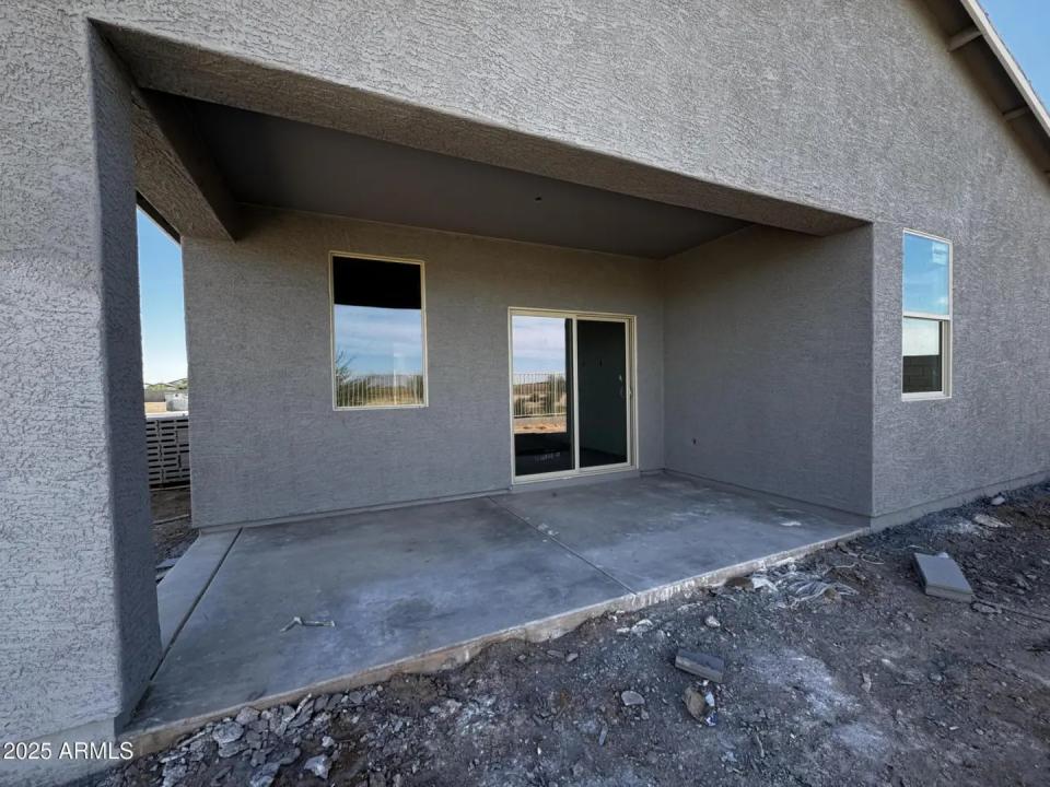 Real Estate Picture 20