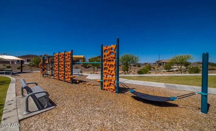 Real Estate Picture 42