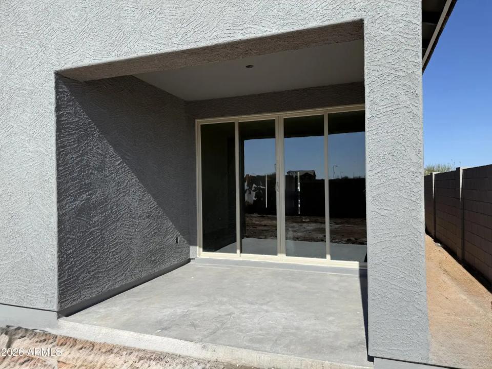 Real Estate Picture 10