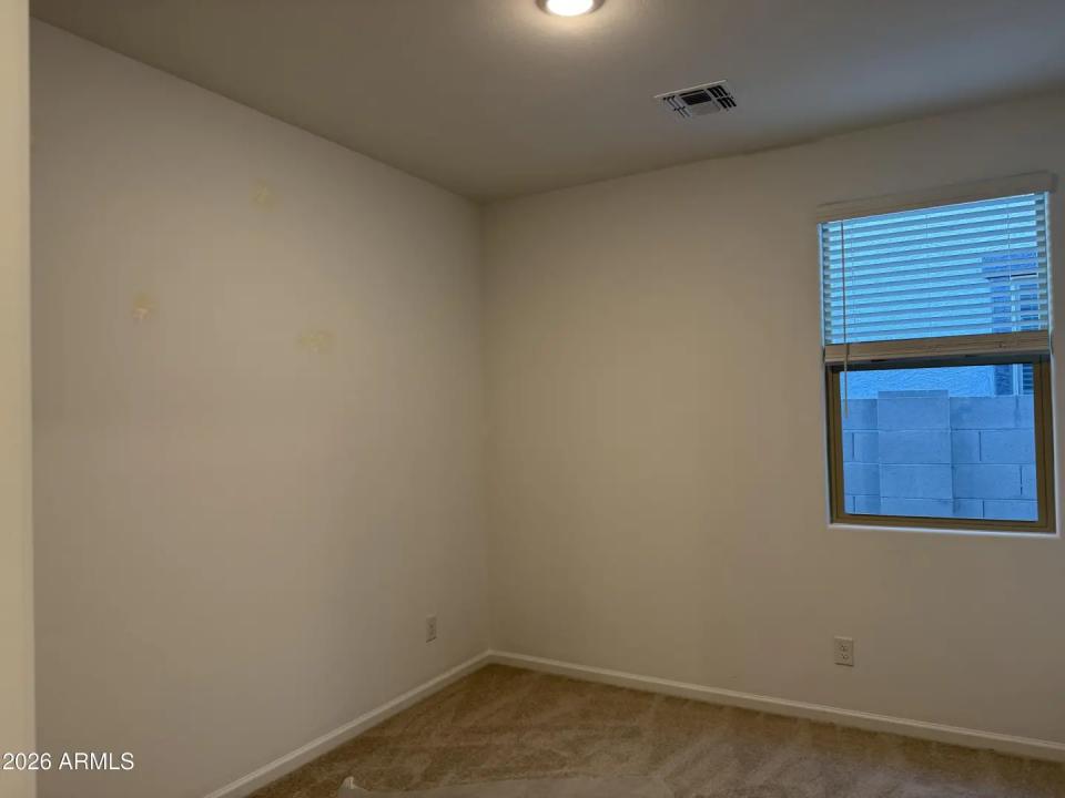 Real Estate Picture 11