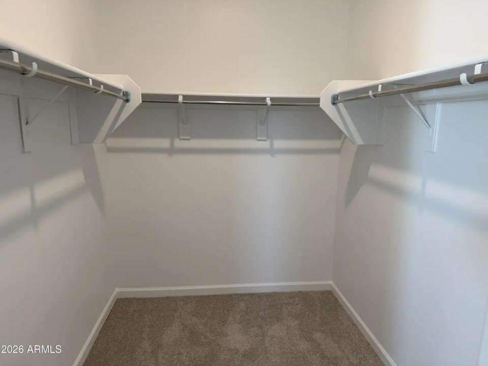 Real Estate Picture 14