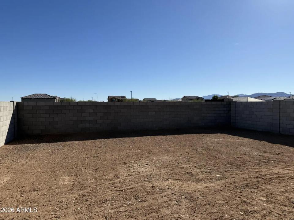 Real Estate Picture 15