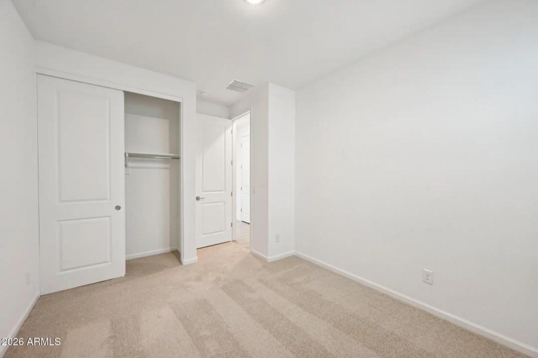 Real Estate Picture 21