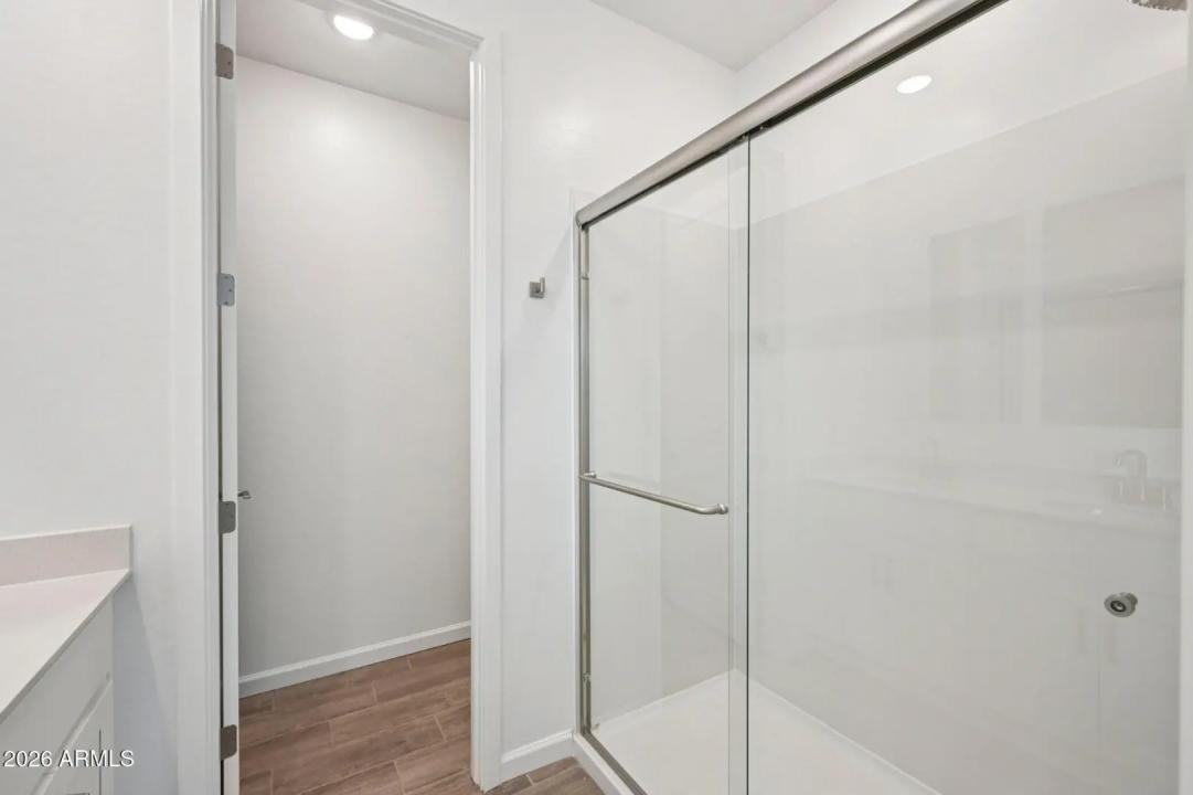 Real Estate Picture 30