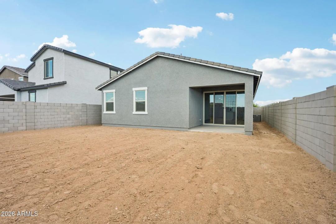 Real Estate Picture 75