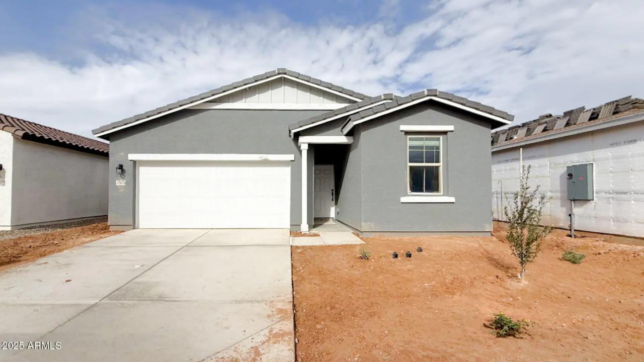 Real Estate Picture 2